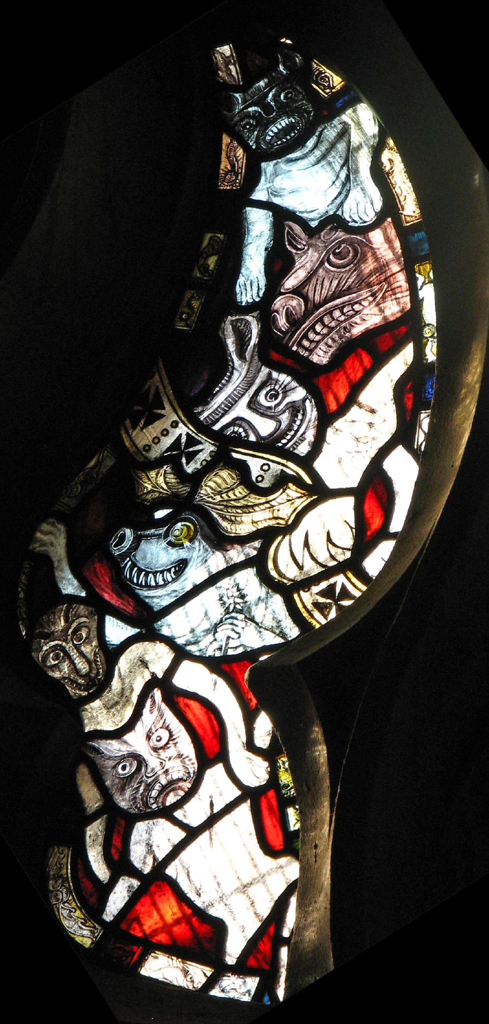 Démons – Détail d’un vitrail, St Mary Magdalen’s church, Oxford.